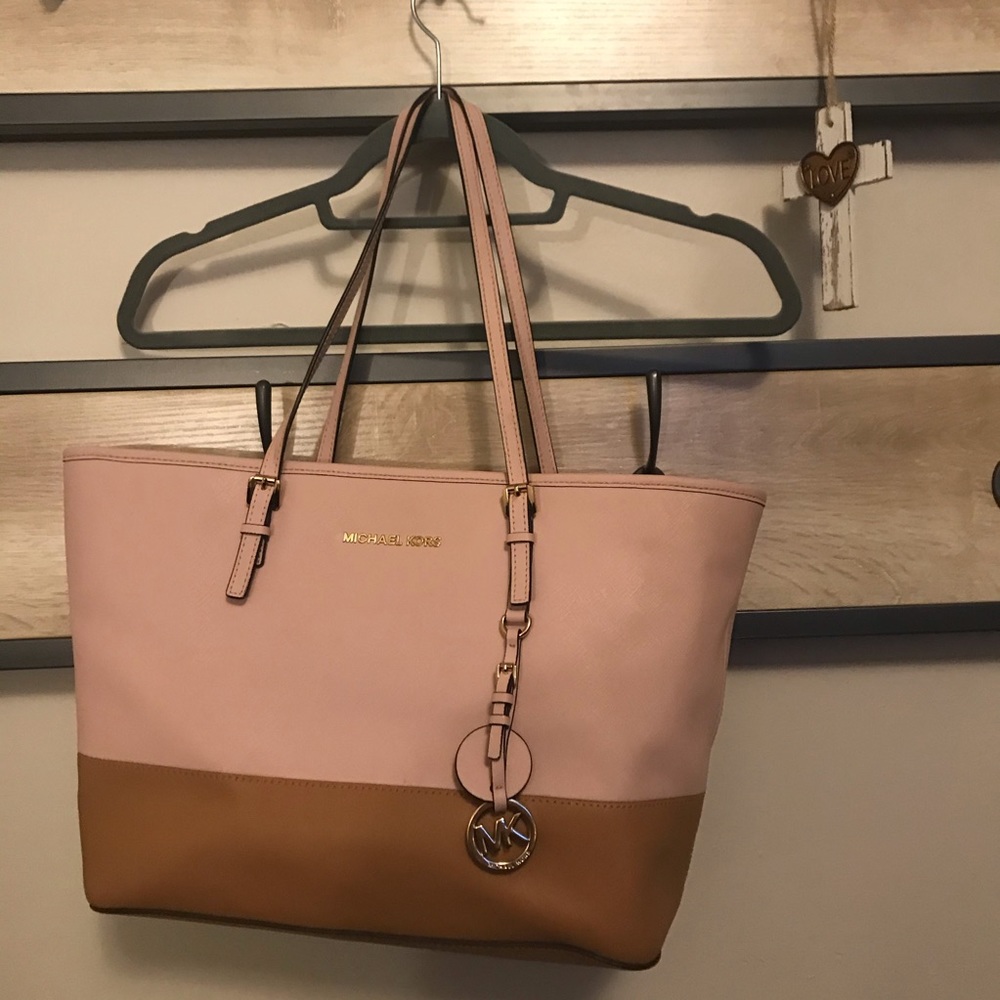 Micheal Kors tote